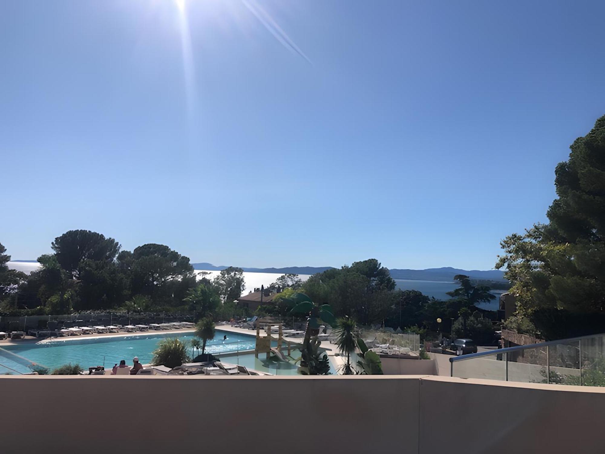 Taos Vue L'Ile D'Or Hotel Saint-Raphaël Exterior foto